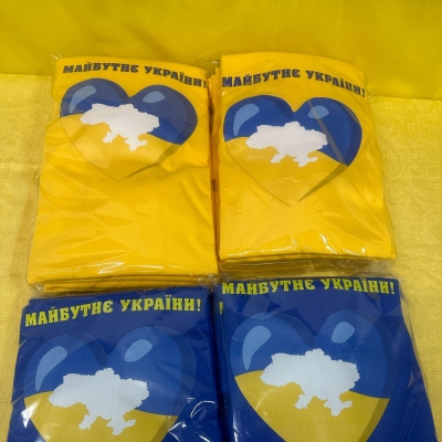 Гуртові замовлення футболок та кепок